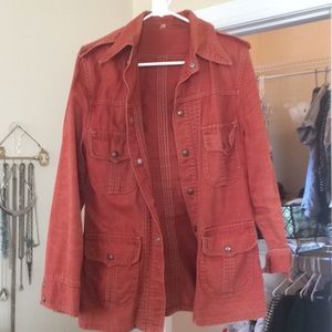 Light jacket in rust